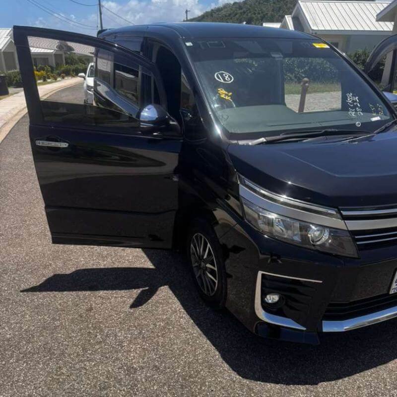 Toyota Voxy 2017 Website Product Image (6)
