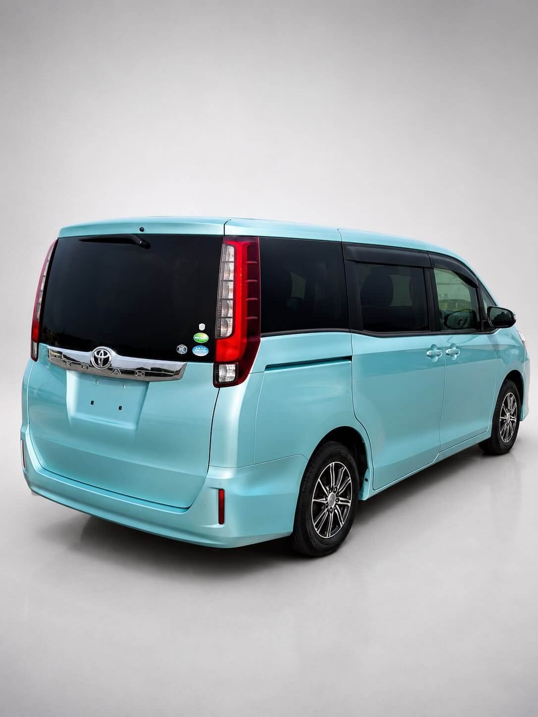 2016 toyota Noah new